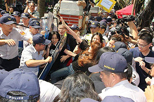 拒絕司法追殺 黑島青聲援陳為廷