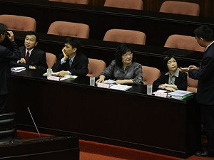 大法官同意權  綠退場4人全過關