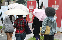 早晚天氣涼 北部山區東半部大雨特報