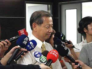 國光董事長允諾成立白海豚基金會
