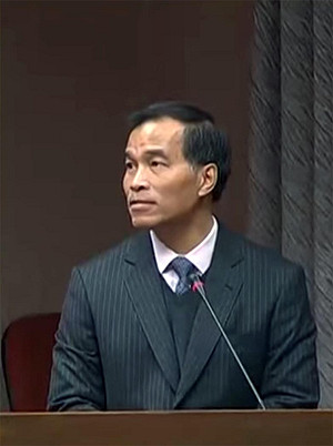 不過高鐵財改案 葉匡時：耶穌來救還是破產