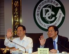 面對食安「不能不睡」的江揆為伊波拉失眠