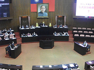 12年國教部分排富  江揆：錢花在刀口上