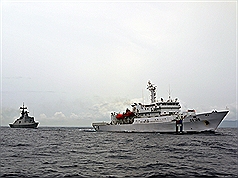 接力護漁  德星艦接替福星艦