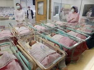 國健署：幫人代孕 代理孕母配偶也需同意