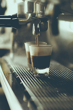 85度C批有錢買不到鮮乳 農委會：只是個案