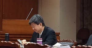 英聽列入升學門檻？吳思華：尊重各校決定