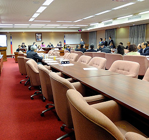 高鐵虧損522億  交通部擬公股增資