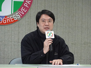 二代健保今闖關 綠民調：78%不瞭解