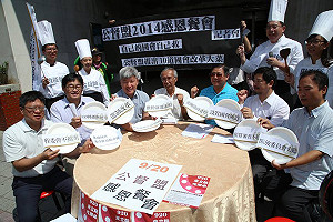 公督盟立院辦桌  感恩宴邀太陽花學生