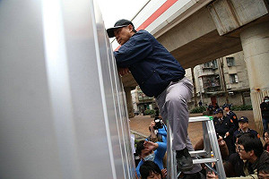 自拆組合屋  王廣樹：兒子可能受威脅