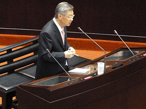 油電非漲價  陳冲：只是回復正常機制