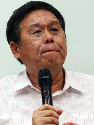 政院：潘世偉上午來電 為緋聞案口頭請辭