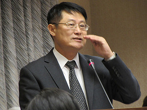 9合1檢討大會  內政部：「投負票」可討論