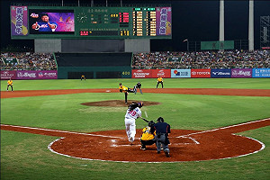 激戰五小時  兄弟象9比8擒犀牛