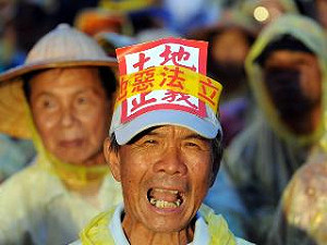 土徵法粗暴過關  土地正義隴是假？
