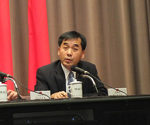 勞退條例修正 年資滿15年可選月退或一次領