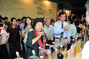 世界烈酒大賽開賽  品酒大師傳秘笈