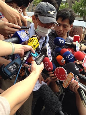 可「割」可「棄」的鄭捷父母與軍事院校