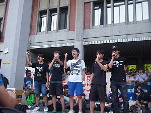 要吳思華撤回課綱下台  學生：10點最後時限