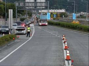 國5北上試辦高乘載  週日3人才可上