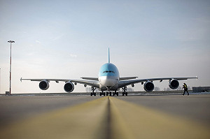 A380機翼裂縫 空巴：細如髮絲不必停飛