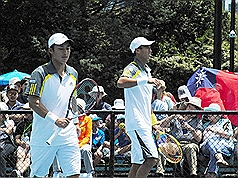 澳網賽  盧彥勳謝淑薇分別晉級男女雙打