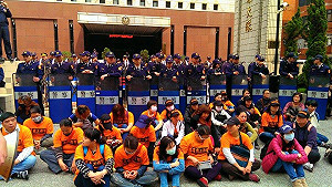 交通部：收費員訴求逾越法令