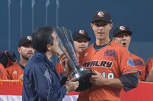 堅強牛棚潰堤  統一慘敗無緣亞職冠軍