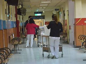 台灣平均每6分2秒  就有1人罹癌