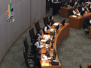 柯P坐鎮災變中心 北北基放假與否10點公佈