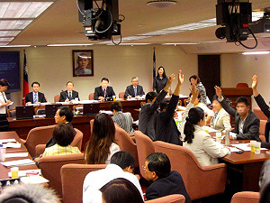 醫院暴力公訴罪落空  社環會通過最高關5年