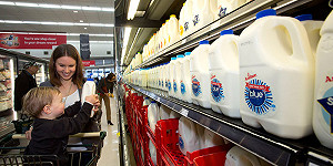 「恆天然」遭恐嚇 食藥署籲注意產品包裝