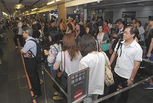 高鐵取消17班誤點49班  2萬7千人受影響