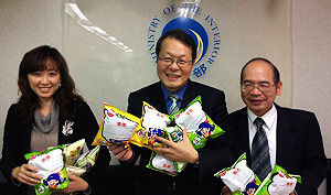 盼戶政不當機 政府機房擺放綠色乖乖