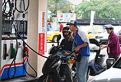 台塑汽油漲3角 柴油漲4角