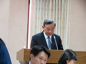 修民法男女夫妻字彙  法部：少數霸凌多數