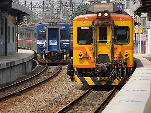 台鐵再出包  電車線故障影響1200旅客