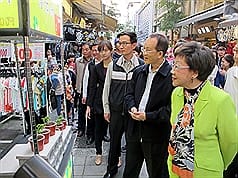 呂秀蓮：勿歧視性別年齡 女性要改變世界