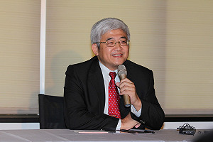 味全新董座李鳳翱：絕非頂新門神或傀儡