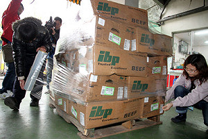 風暴以來首度銷毀6千公斤瘦肉精美牛