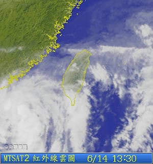 熱帶低壓恐成颱 氣象局隨時發布海警