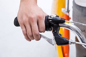 葉匡時：YouBike強制保險 民眾部分負擔