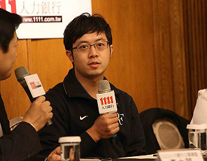 一天工作14小時 房仲無奈：為生活只好忍