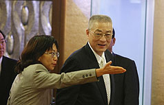 調高基本工資超過3%  吳敦義點頭