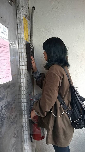 割闌尾出動按電鈴部隊 提醒民眾出門投票