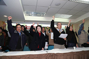 數10團體反課綱微調  學者要求公開辯論