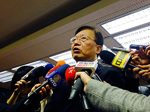 幫窮人辦喪事違法 陳威仁：會找妥善方法