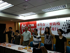 禁宰活雞衝擊大  雞農號召613萬人上街