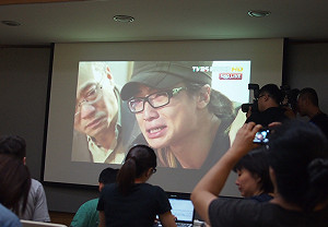 破局！反課綱學生痛哭：對不起群眾和大林